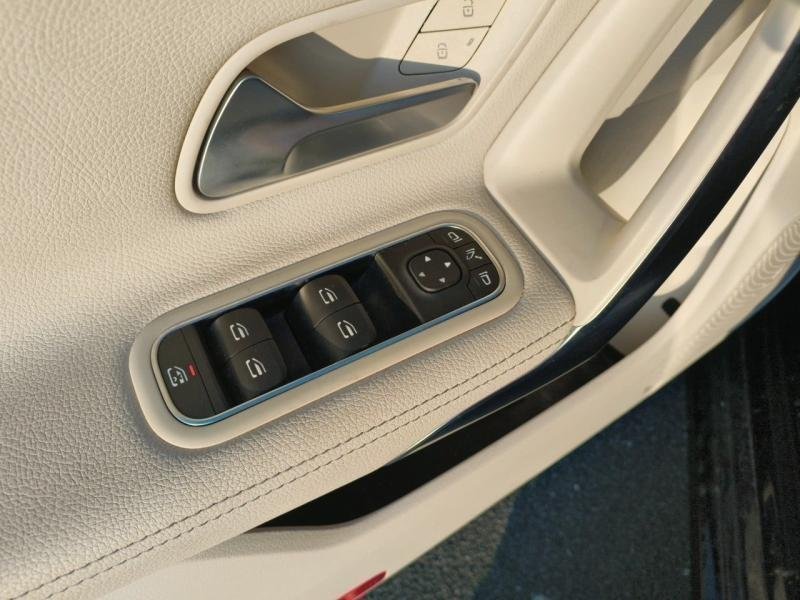 mercedes - Visuel 13